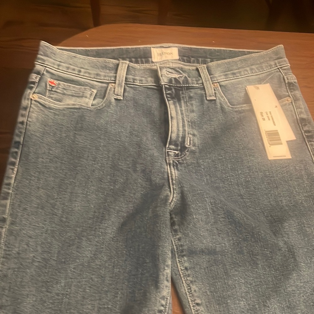 NWT size 29 mid rise ankle frayed Hudson jeans